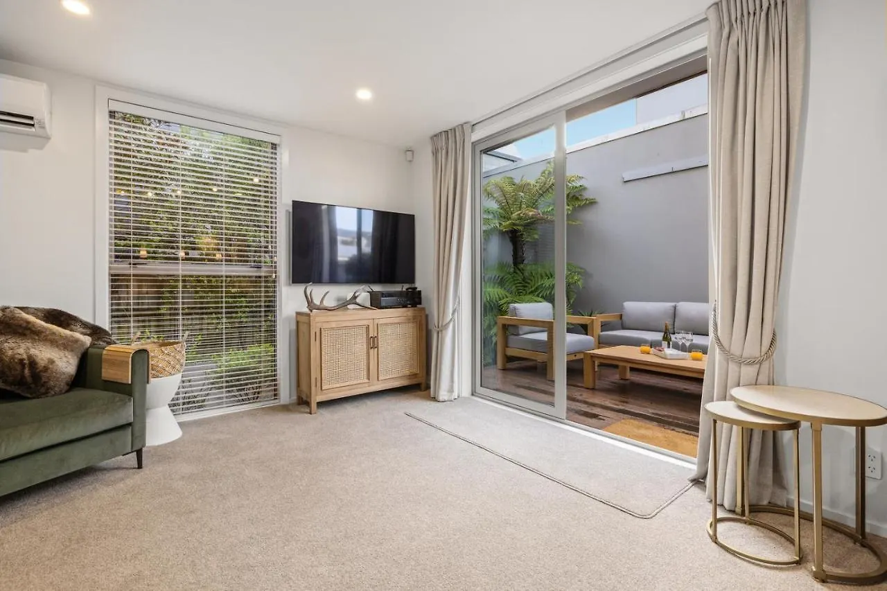City Escape - Christchurch Central Apartment