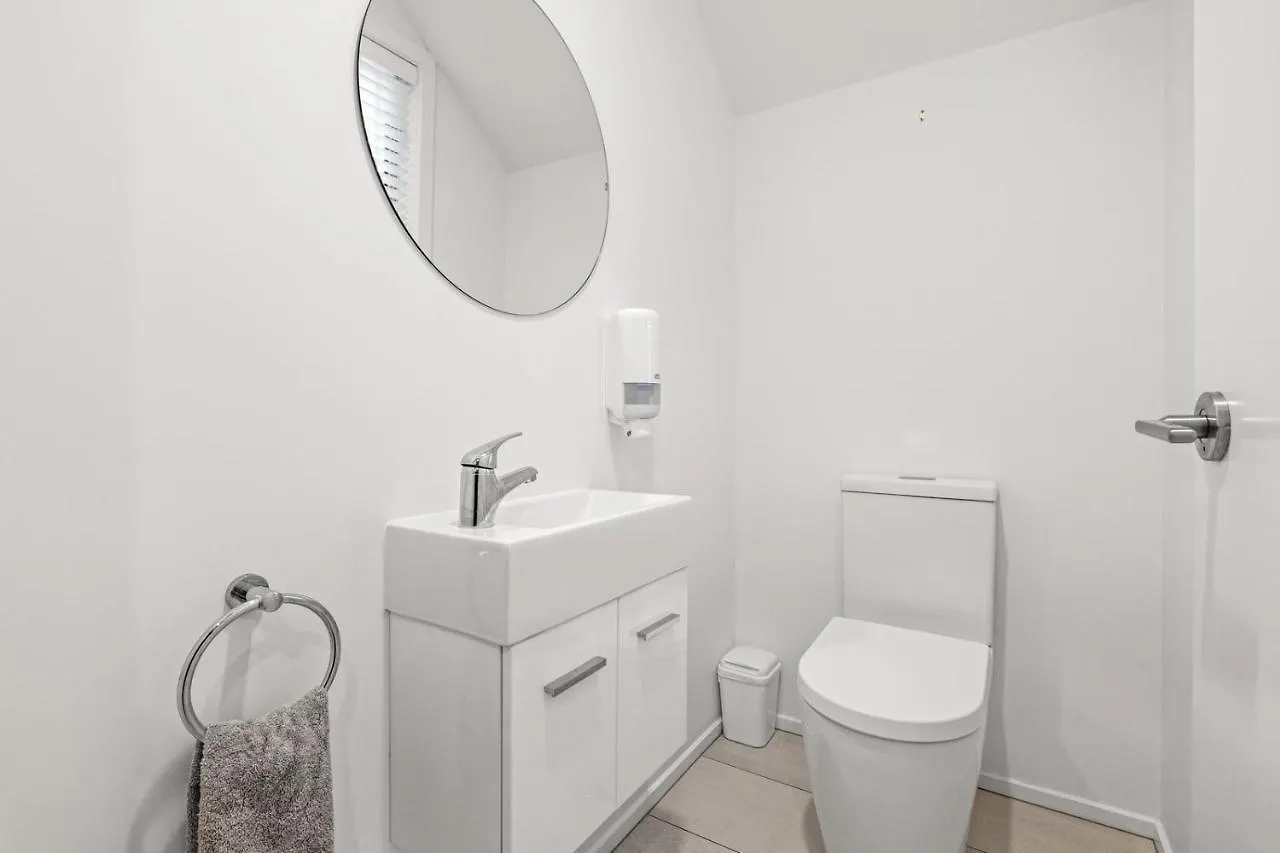 City Escape - Christchurch Central Apartment